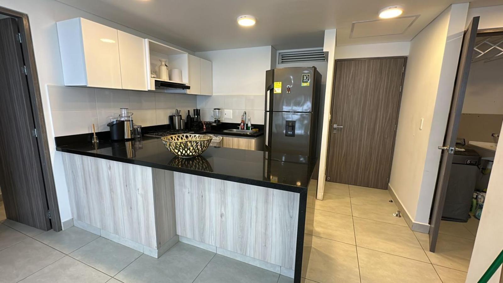 Comodo En Conjunto Residencial Castelo