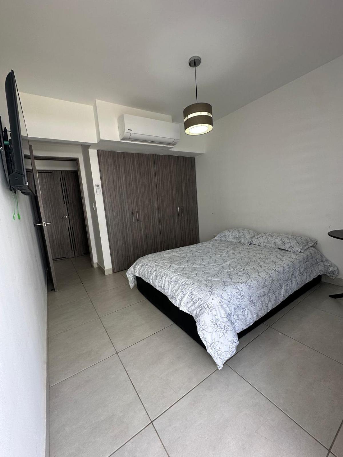 Comodo En Conjunto Residencial Castelo *