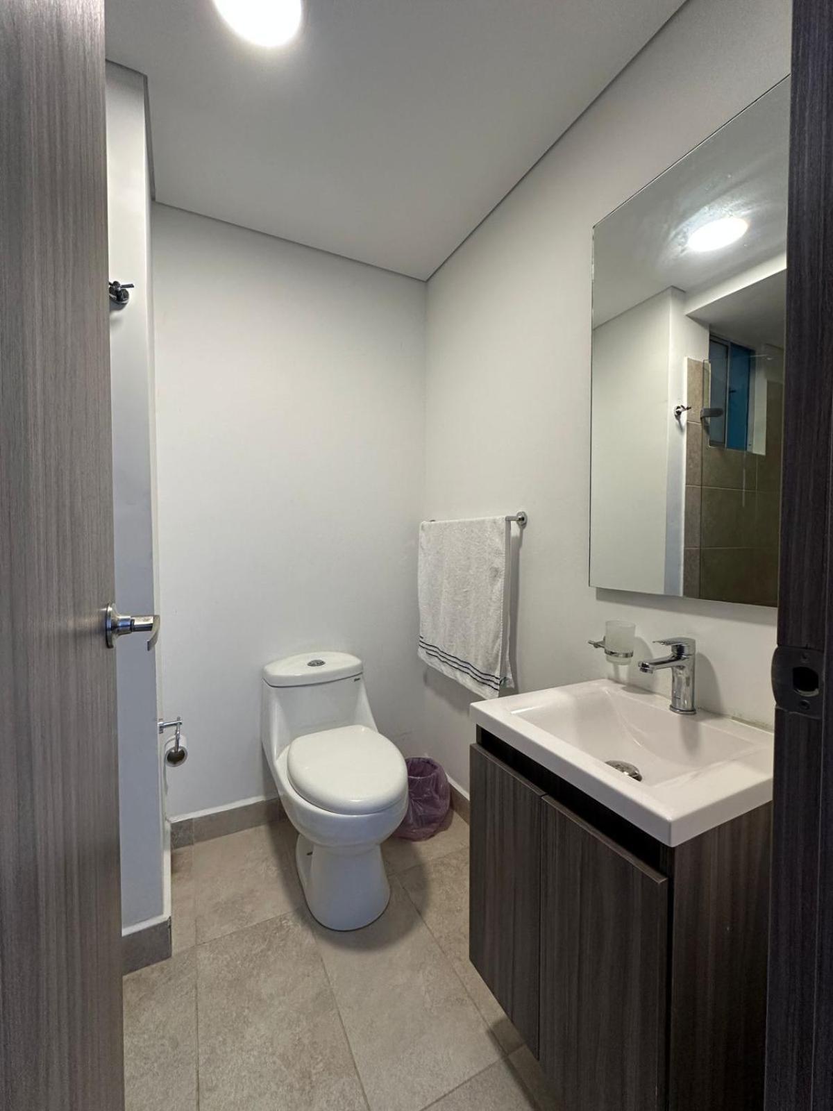 Comodo En Conjunto Residencial Castelo * Cartagena